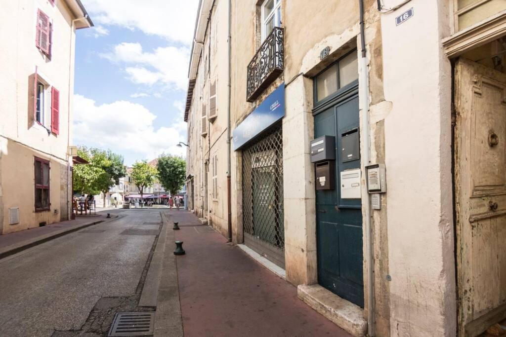 L'Escale - Topdestination-Bourg - Centre Ville - Classe 3 Etoiles Luaran gambar